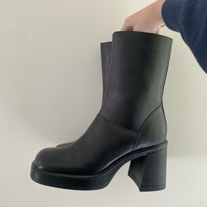 Steve Madden black leather boots